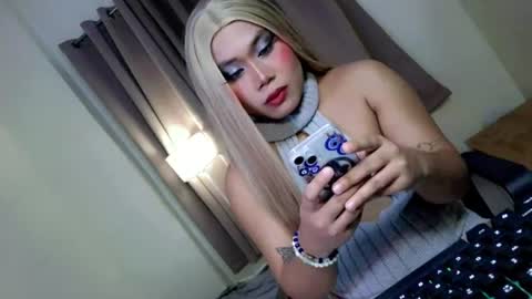 femboy_veronica online show from 06/15/26, 04:31