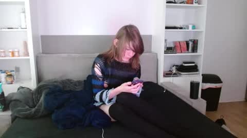 femboyflowers online show from 11/24/25, 09:36