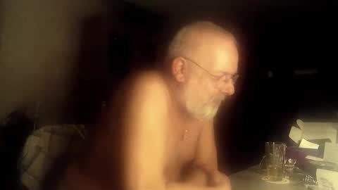 Snapshot of femdom_sub chatting on 10/19/25, 11:05 femdom_sub online show from 10/19/25, 11:05