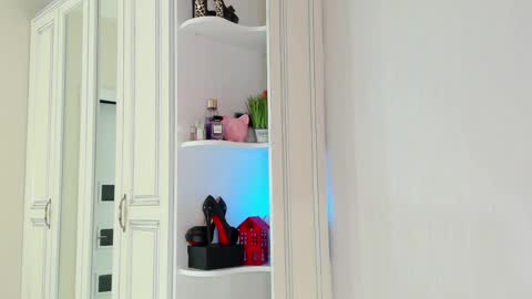 femdomheels online show from 02/25/25, 04:42