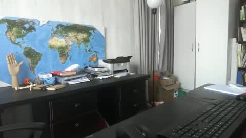 Snapshot of femdomsubby chatting on 12/13/24, 12:53 femdomsubby online show from 12/13/24, 12:53