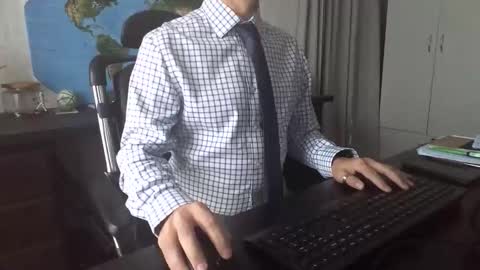 femdomsubby online show from 09/18/25, 11:07