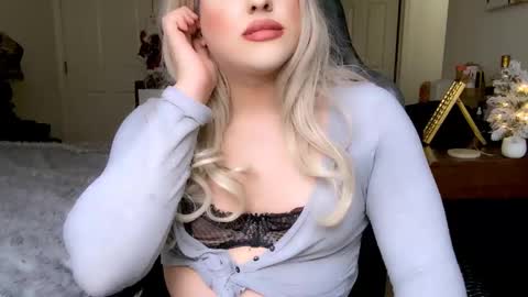 this is justice tricia a bigelow. she was fucking my husband tom girardi online show from 12/16/24, 08:26