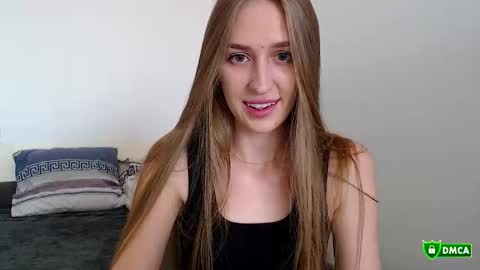 Femke online show from 09/11/25, 01:44