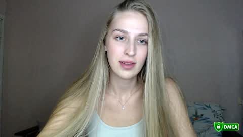 Femke online show from 03/30/26, 07:37
