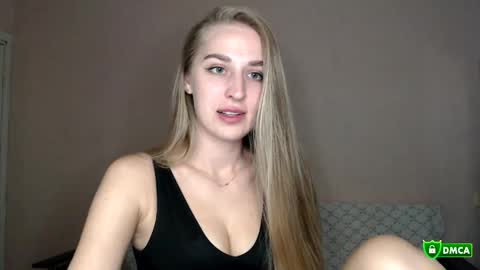 Femke online show from 05/19/26, 07:53