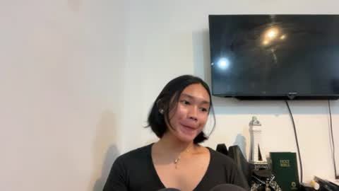 Snapshot of femme_aiza chatting on 07/29/26, 11:19 femme_aiza online show from 07/29/26, 11:19