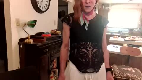 Nicole online show from 07/02/26, 11:33