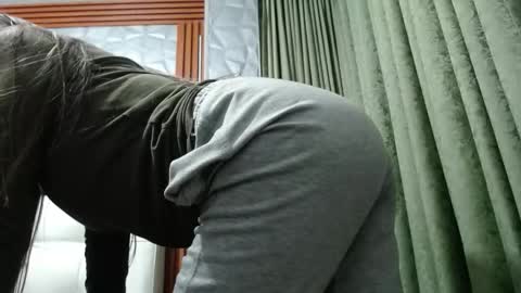 Snapshot of fenix_11_ chatting on 10/18/25, 11:38 Alejandra online show from 10/18/25, 11:38