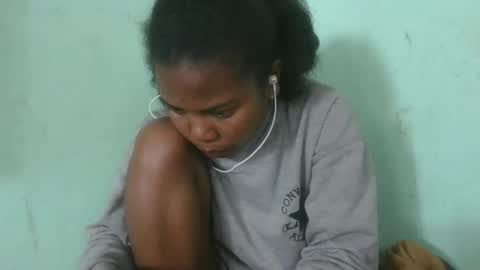 fenou122745 online show from 09/14/25, 12:15