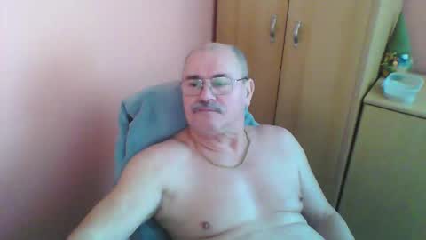 Snapshot of ferda5908736 chatting on 01/27/25, 09:13 ferda5908736 online show from 01/27/25, 09:13