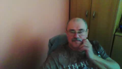 Snapshot of ferda5908736 chatting on 01/29/25, 10:16 ferda5908736 online show from 01/29/25, 10:16