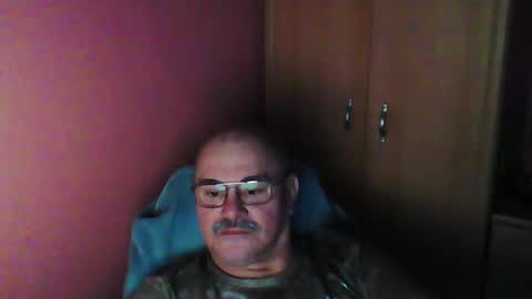 Snapshot of ferda5908736 chatting on 02/17/25, 05:47 ferda5908736 online show from 02/17/25, 05:47
