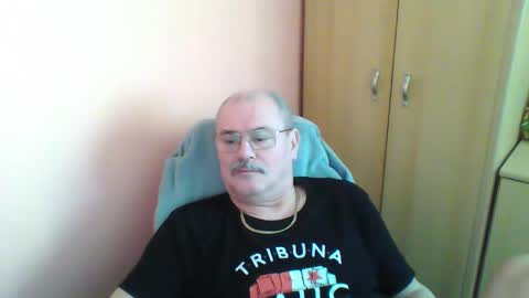 Snapshot of ferda5908736 chatting on 02/28/25, 08:20 ferda5908736 online show from 02/28/25, 08:20