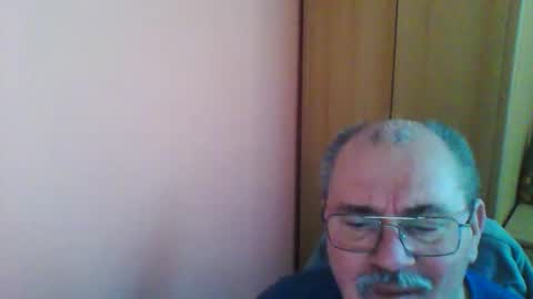 Snapshot of ferda5908736 chatting on 03/11/25, 10:18 ferda5908736 online show from 03/11/25, 10:18
