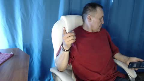 ferdignan0329 online show from 04/19/26, 04:28