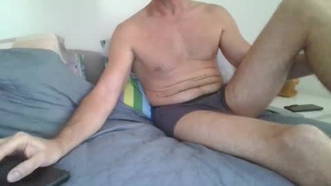 fergi1999 online show from 10/08/25, 02:04