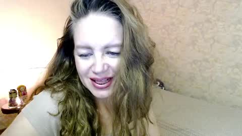 Snapshot of fern_lust chatting on 06/08/26, 02:06 fern_lust online show from 06/08/26, 02:06