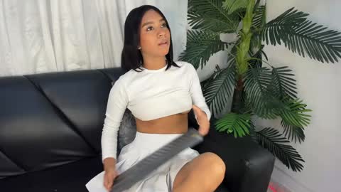  Fernanda  online show from 01/31/25, 08:54