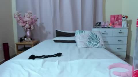 Snapshot of fernanda_151 chatting on 02/03/26, 01:37 fernanda_151 online show from 02/03/26, 01:37
