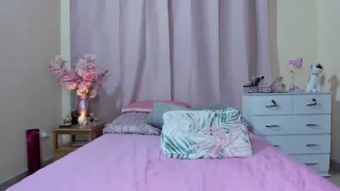 Snapshot of fernanda_151 chatting on 02/20/26, 02:30 fernanda_151 online show from 02/20/26, 02:30