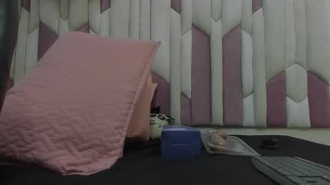 Fernanda online show from 02/19/25, 12:00