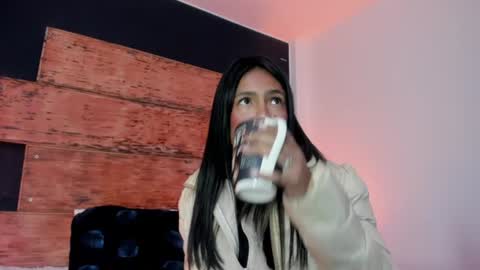 fernanda_liie_ online show from 07/23/26, 12:58
