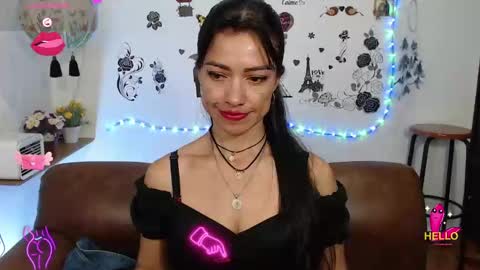 FernandaEloisa online show from 01/11/25, 03:42