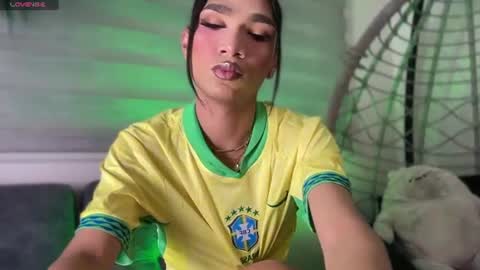 fernanda online show from 06/12/26, 01:26
