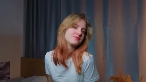 Snapshot of fernandafurfey chatting on 03/06/26, 01:13 Rachel online show from 03/06/26, 01:13