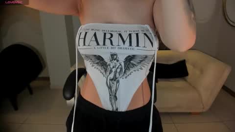 FER  online show from 11/19/25, 10:04