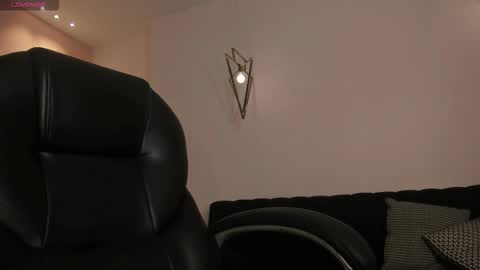 FER  online show from 12/16/25, 10:53