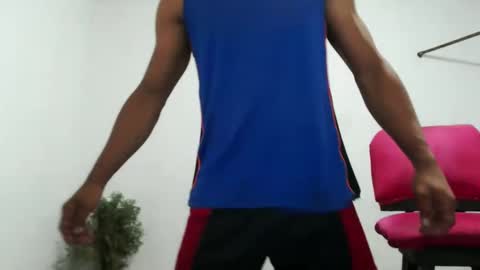 fernandez_latinblack online show from 12/20/24, 05:25