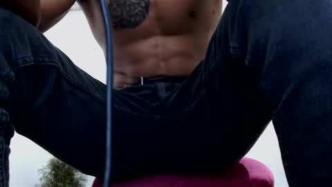 fernandez_latinblack online show from 12/25/24, 09:34