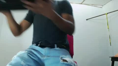 fernandez_latinblack online show from 01/16/25, 03:02