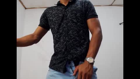 fernandez_latinblack online show from 01/29/25, 04:26