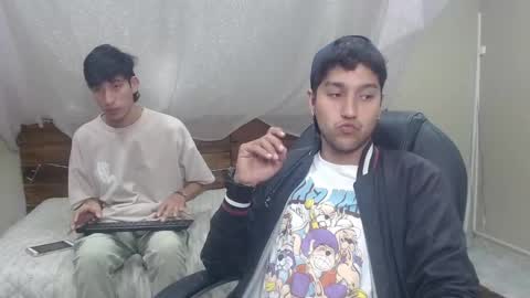 Snapshot of ferphoenix_ chatting on 01/15/25, 03:33 FER PHOENIX online show from 01/15/25, 03:33