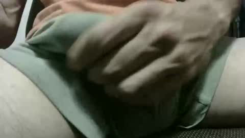 Snapshot of fescarf1991 chatting on 10/25/25, 03:47 fescarf1991 online show from 10/25/25, 03:47