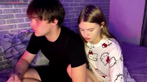 Tina and Tomas online show from 09/14/25, 03:11