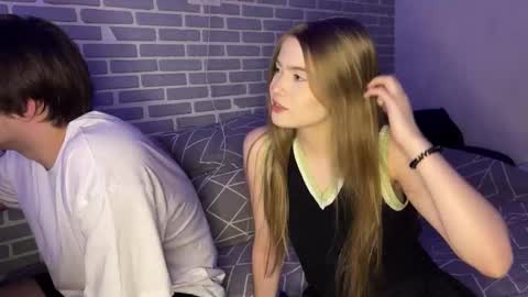 Tina and Tomas online show from 10/06/25, 02:03