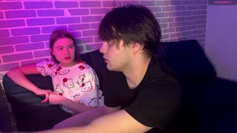 Tina and Tomas online show from 10/20/25, 02:06