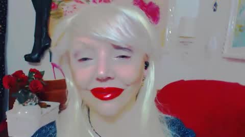 Snapshot of fetish_erotic_club chatting on 10/18/25, 10:10 pregnant hairyc2cbigboobs mature online show from 10/18/25, 10:10