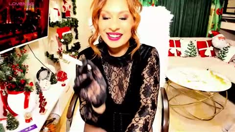 Snapshot of fetishfantasyeve chatting on 12/20/24, 11:05 Fetishfantasyme my X online show from 12/20/24, 11:05