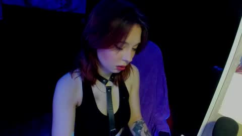 Kimberly online show from 12/15/25, 01:48