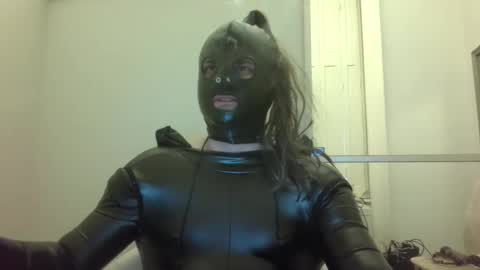 Snapshot of fetishlaura45 chatting on 11/29/25, 11:57 LauraWhy online show from 11/29/25, 11:57