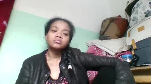 fetranialdy online show from 10/02/25, 04:41