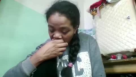 fetranialdy online show from 11/19/25, 04:34