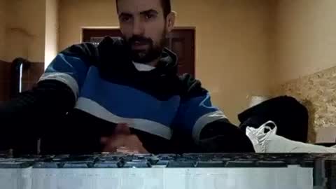 Snapshot of fffjj021 chatting on 12/29/24, 07:39 Raised in 90s online show from 12/29/24, 07:39