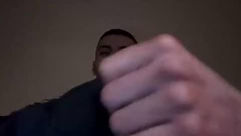 Snapshot of fffjj021 chatting on 03/01/25, 01:51 Raised in 90s online show from 03/01/25, 01:51