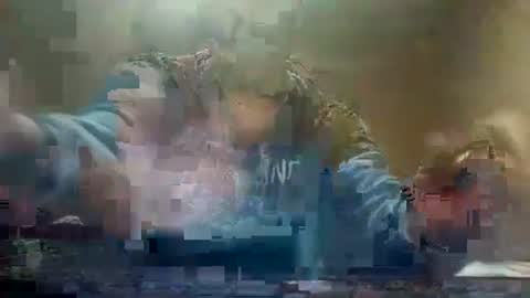 Snapshot of fffjj021 chatting on 03/12/25, 09:24 Raised in 90s online show from 03/12/25, 09:24